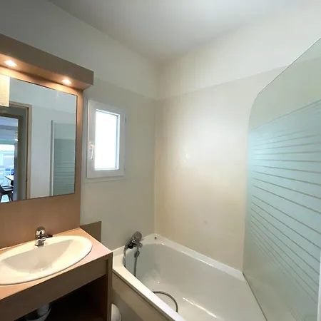 Apartmán T3 Avec Piscine, Parking, Animaux Admis A - Fr-1-379-162