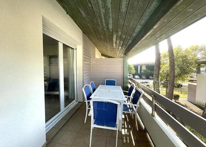 T3 Avec Piscine, Parking, Animaux Admis A - Fr-1-379-162 *